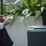 皇家华人扣扣传媒:连接全球华人的数字平台 xyrlwkd2h8